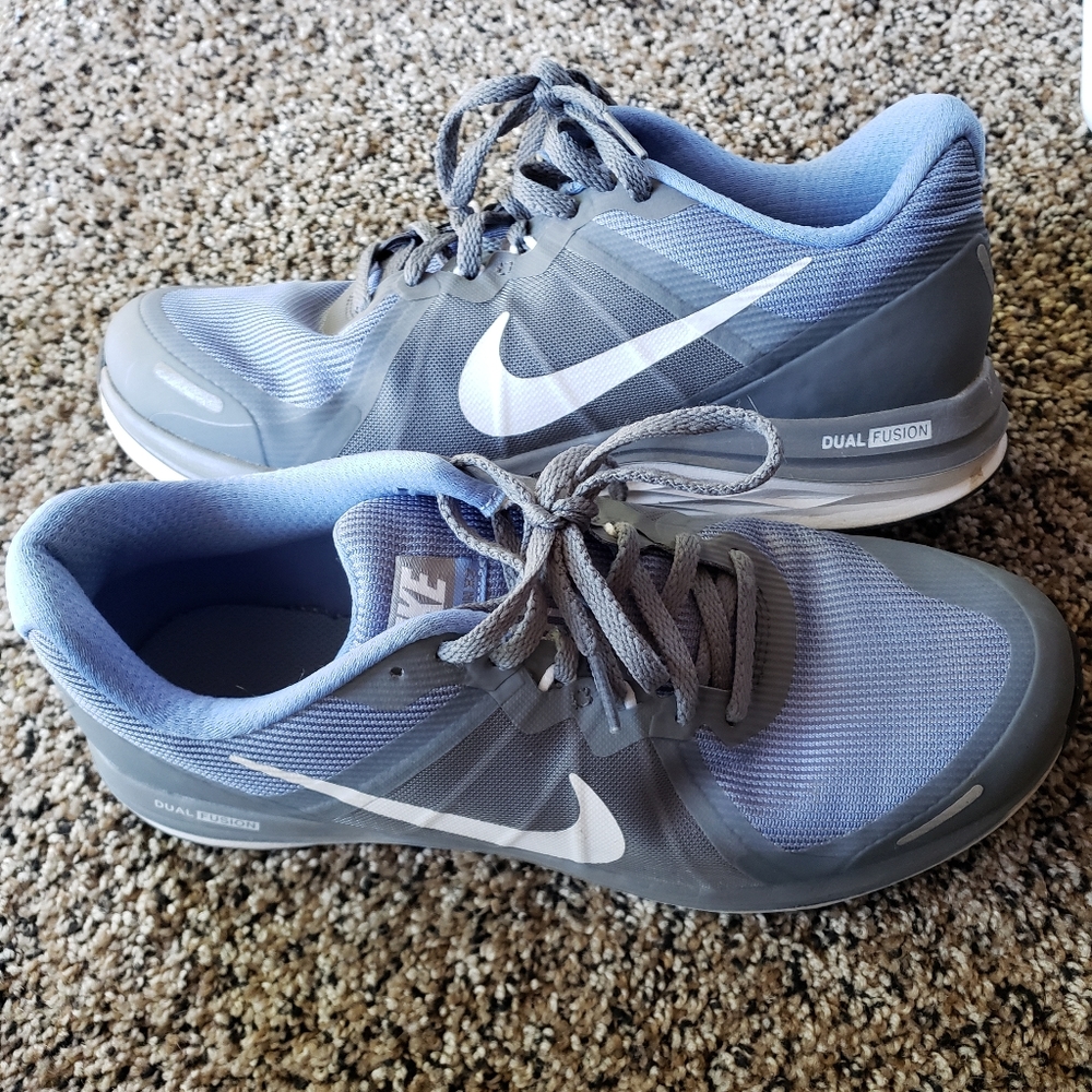 Nike Dual Fusion size 10